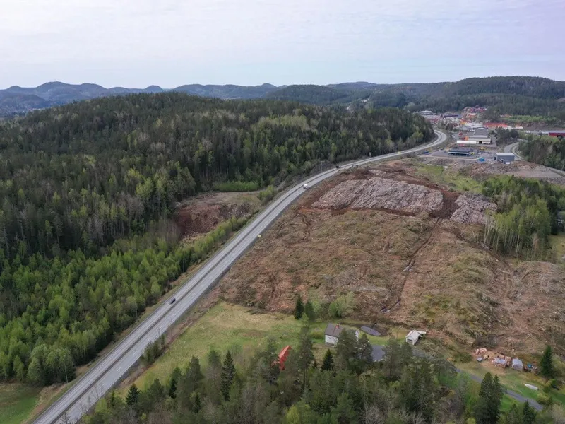 Her på Brokelandsheia Nord i Agder skal entreprenørene Tellefsen og Hæhre utvikle et nytt næringsområde. Foto: Brokelandsheia Handelspark
