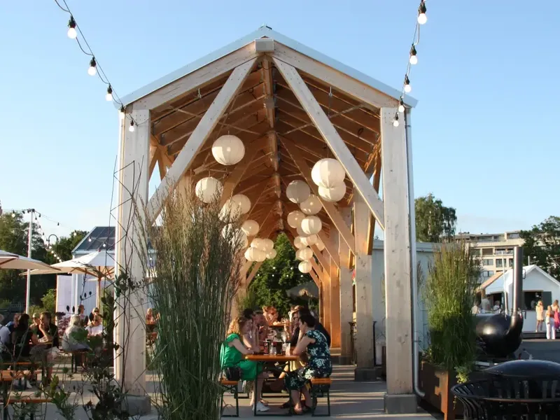 Paviljong på Mjøsfronten