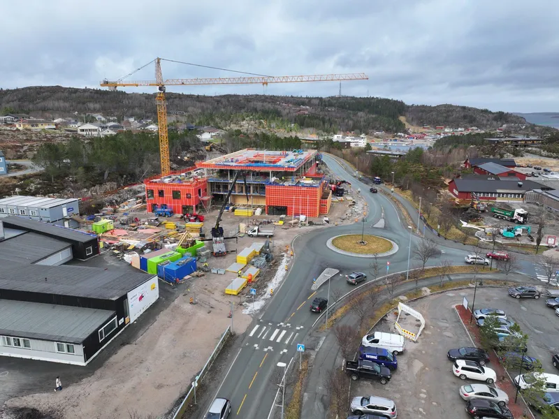 Mars 2025: Arbeidet går stadig fremover.