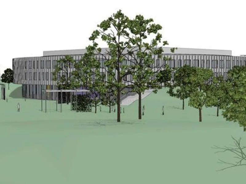 Skisse med plen, trær -- og skolebygget i bakgrunnen