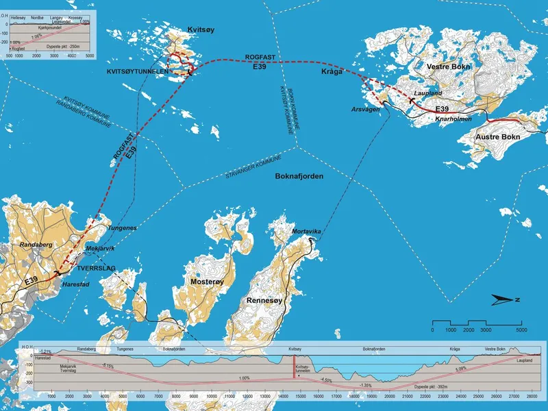 Skanska driver Rogfast-tunnelen fra nord sammen med Vassbakk & Stol. Drivingen pågår både via en tverrslagtunnel ved Arsvågen og fra tunnelpåslaget ved Laupland. JV Implenia/Stangeland Maskin driver tunnelen fra sør fra et tverrslag på Mekjarvik. På kartet ser vi også den ferdig drevne tunnelen opp til Kvitsøy, og nå er det klart at JV Implenia/Stangeland Maskin har fått den siste store tunnelkontrakten under Kvitsøy. Kart: Statens vegvesen.